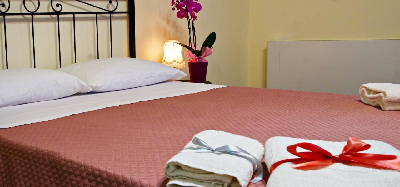 Domus Aurea Bed & Breakfast Montalbano Elicona Exterior foto
