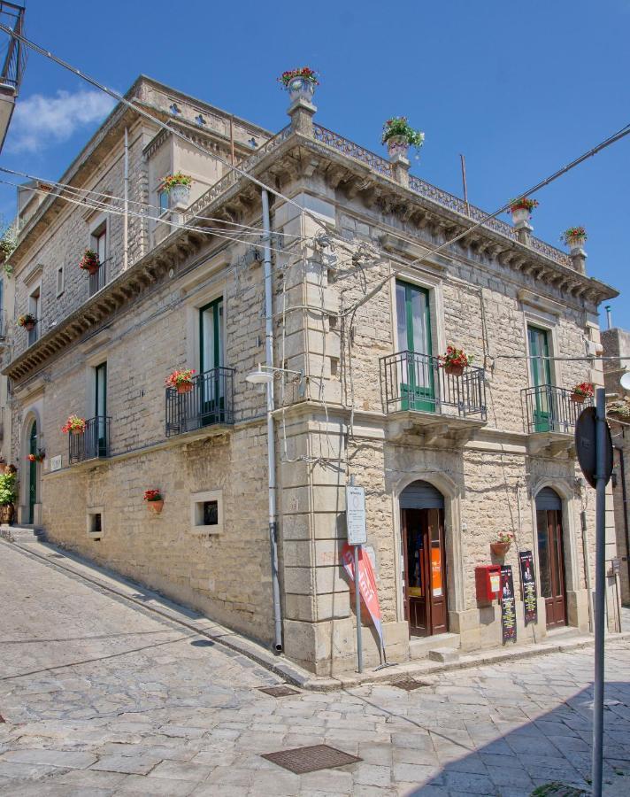Domus Aurea Bed & Breakfast Montalbano Elicona Exterior foto