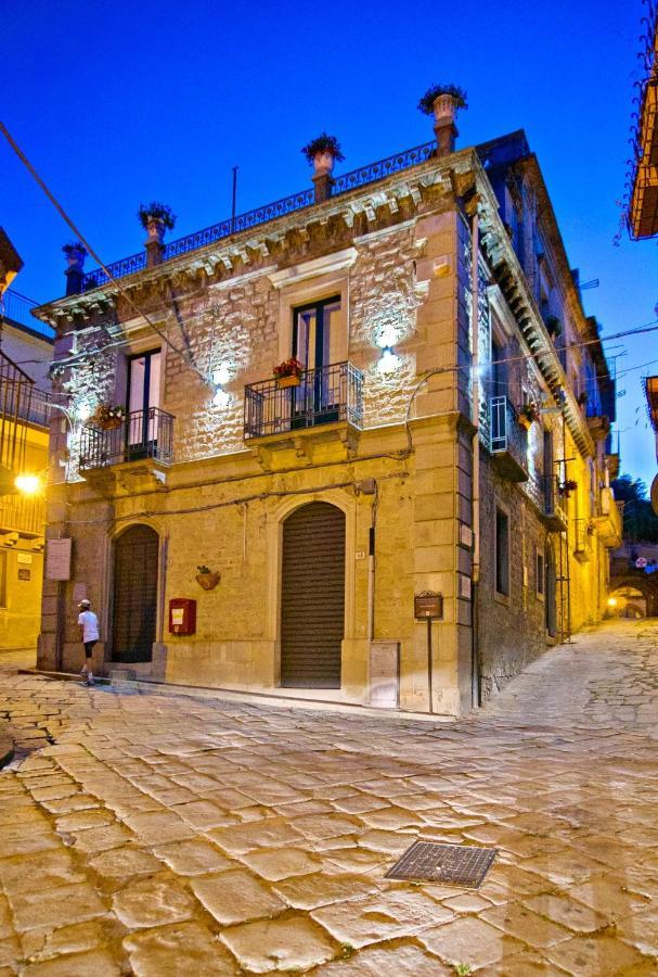 Domus Aurea Bed & Breakfast Montalbano Elicona Exterior foto
