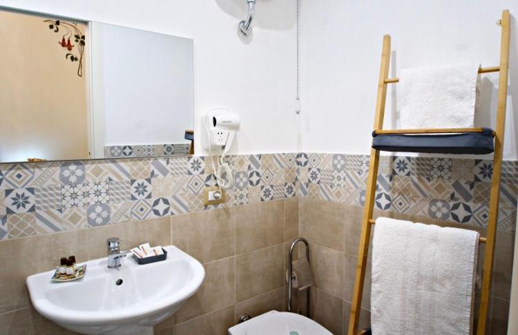 Domus Aurea Bed & Breakfast Montalbano Elicona Exterior foto
