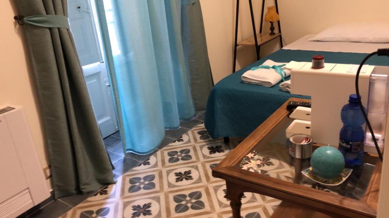 Domus Aurea Bed & Breakfast Montalbano Elicona Exterior foto